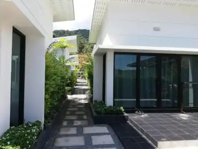 Limelight Village - 49