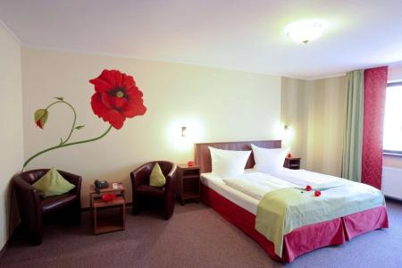 Mosel& Restaurant Zur Traube Gmbh - 37