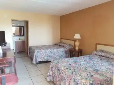 Cloud 9 Inn - 34