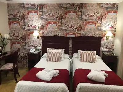 Adriano Boutique Sevilla - 50