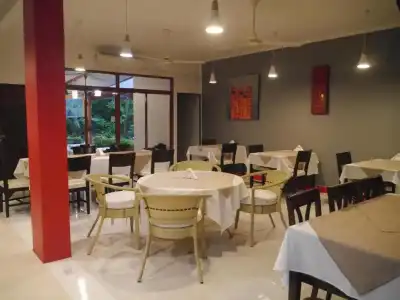 Da Puccio Rawai Guesthouse - 8