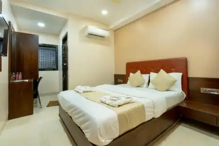 Empire - Near Mumbai International Airport - 16