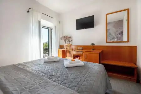 Newly Renovated Kastil - 104