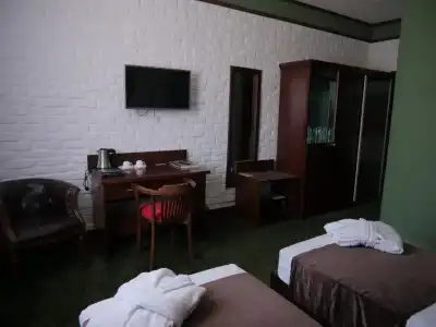 Kesh Palace - 4