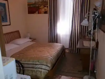 Souvenir - 24