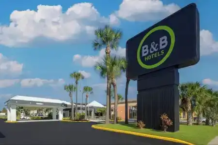 B&B Orlando International Drive Near Universal - Newly Renovated! - 18