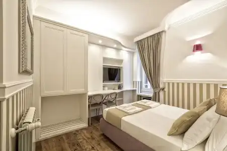 Magenta Luxury Sant'Anna - 51