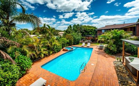 Coffs Harbour Holiday Apartments - 13