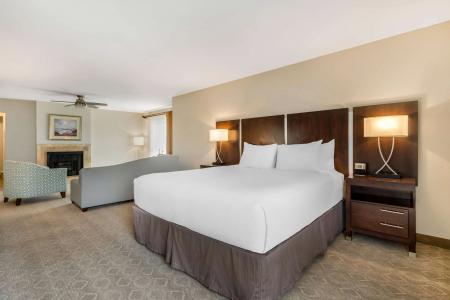 Best Western Plus Monterey Inn - 80