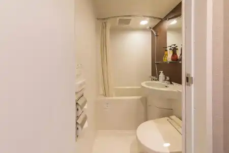 Garner OSAKA HONMACHI MIDOSUJI by IHG - 8