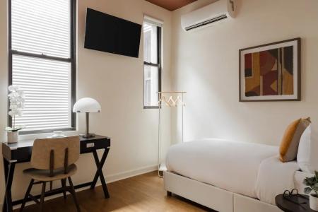 Found Chicago River North - 2