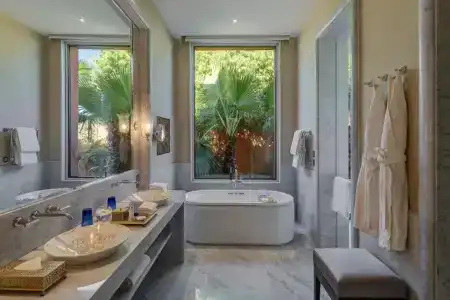 The Oberoi - 75