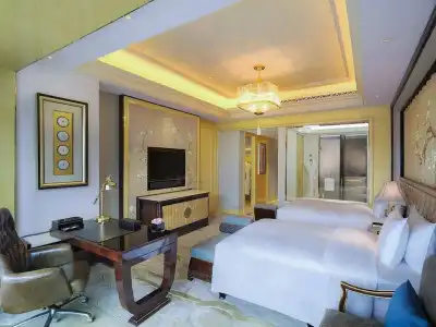Wanda Reign Wuhan - 2