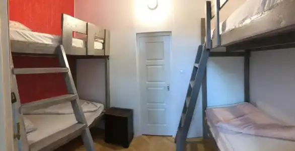 Baroque Hostel & Coworking - 38