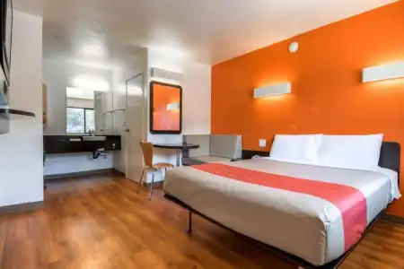 Motel 6 San Diego, CA - Circle - Mission Valley - 49