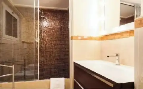 Grand Master Suites - 110