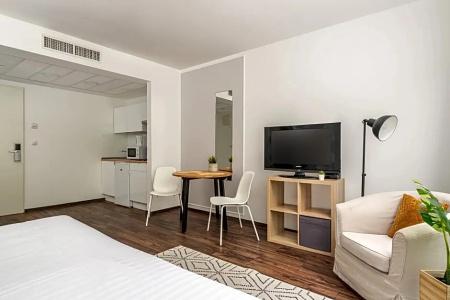 Vagabond Downtown - 220