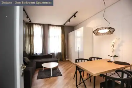 Moment Boutique Apartment - 22