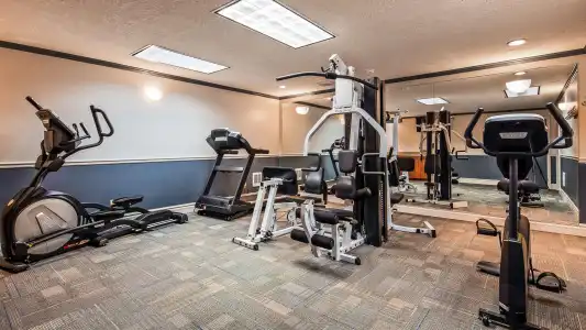 Best Western Pier Point Inn - 19