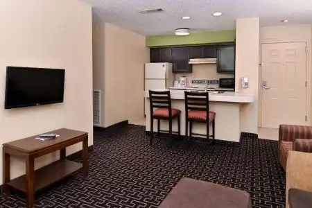 Americas Best Value Inn & Suites Extended Stay Tulsa - 23