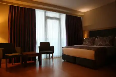 Metro City Apartments - 3