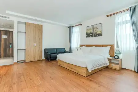 Sea Breeze Resort - 90