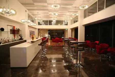 Altius Boutique - 15