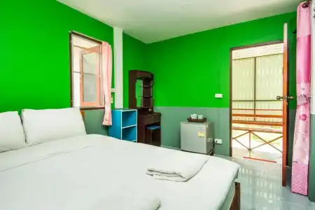 Sarm Mork Guesthouse - 34