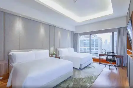 The Ritz-Carlton Jakarta, Mega Kuningan - 13
