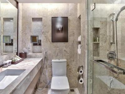 DoubleTree by Hilton Sukhumvit - 33