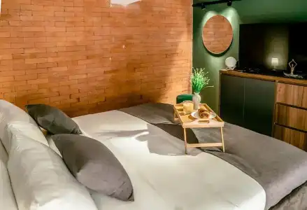 Luxury Inn - 78