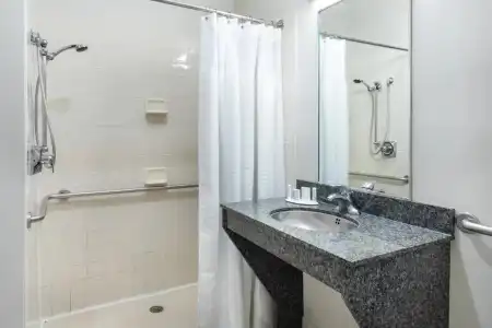 Hilton Garden Inn Lancaster - 53