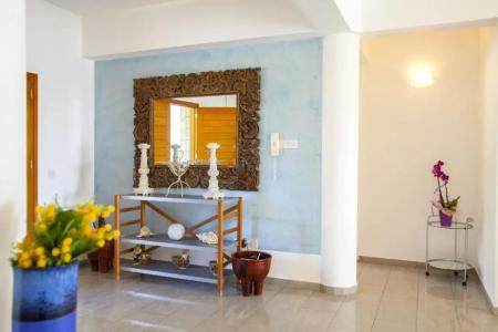 Meneou Beachfront Villa Sunset - 75