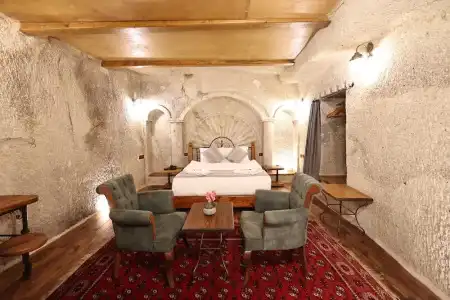 Sarnich Cave Suites - 78