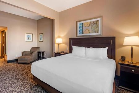 Best Western Plus Las Vegas South Henderson - 36