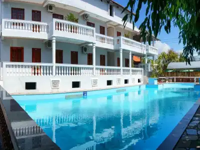 Song Lam Gold Resort - 8