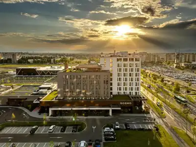 Qosmo Brasov - 19