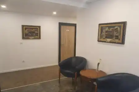 Premium Crown Suites - 8