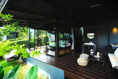 The Campian - 100
