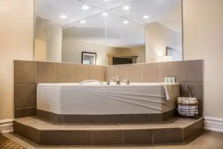 Four Points by Sheraton Hamilton - Stoney Creek - 9