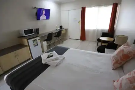 Tropic Coast Motel - 104