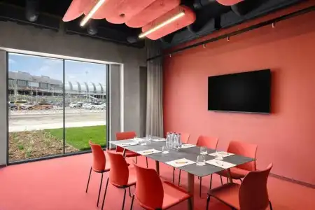 ibis Styles Budapest Airport - 4