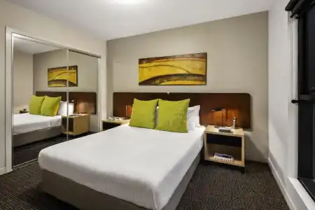 Quest Docklands - 56