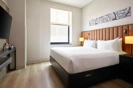 Arlo Chicago - 5