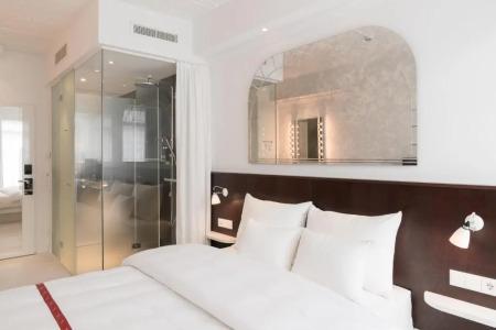 Ruby Coco Dusseldorf - 50