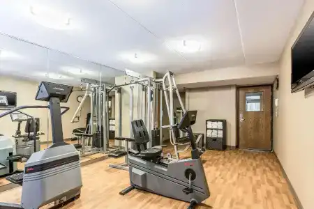 Comfort Inn Lansing West - 17