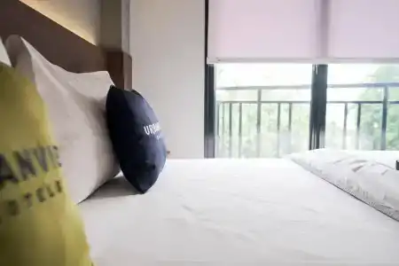 OYO Flagship 90343 Slipi Inn - 17