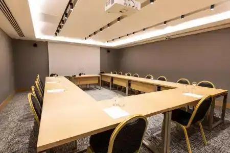 Radisson Istanbul Harbiye - 24