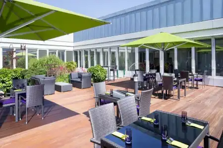 Sheraton Duesseldorf Airport - 11