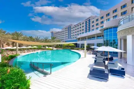 Crowne Plaza MUSCAT OCEC by IHG - 2